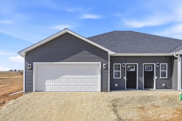$254,900 | 511 Preston Street, Cortland, IL 60112