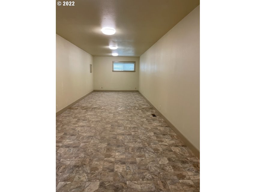 39243 Jeffrey Road Monmouth, OR 97361 - Photo 16 of 31 Gallery Image 16
