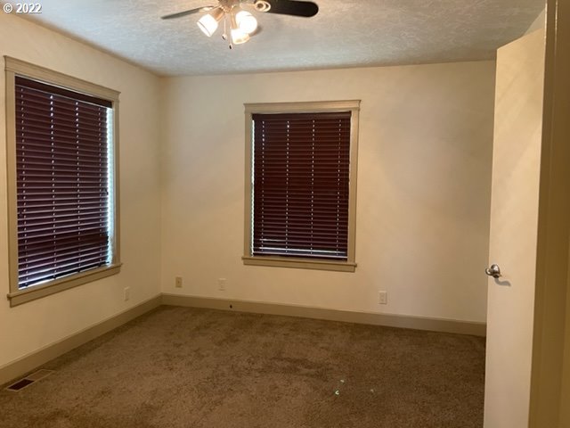 39243 Jeffrey Road Monmouth, OR 97361 - Photo 21 of 31 Gallery Image 21