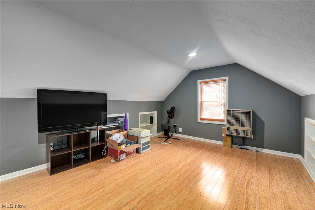 1187 Churchill Road Cleveland, OH 44124 - Photo 20 of 25