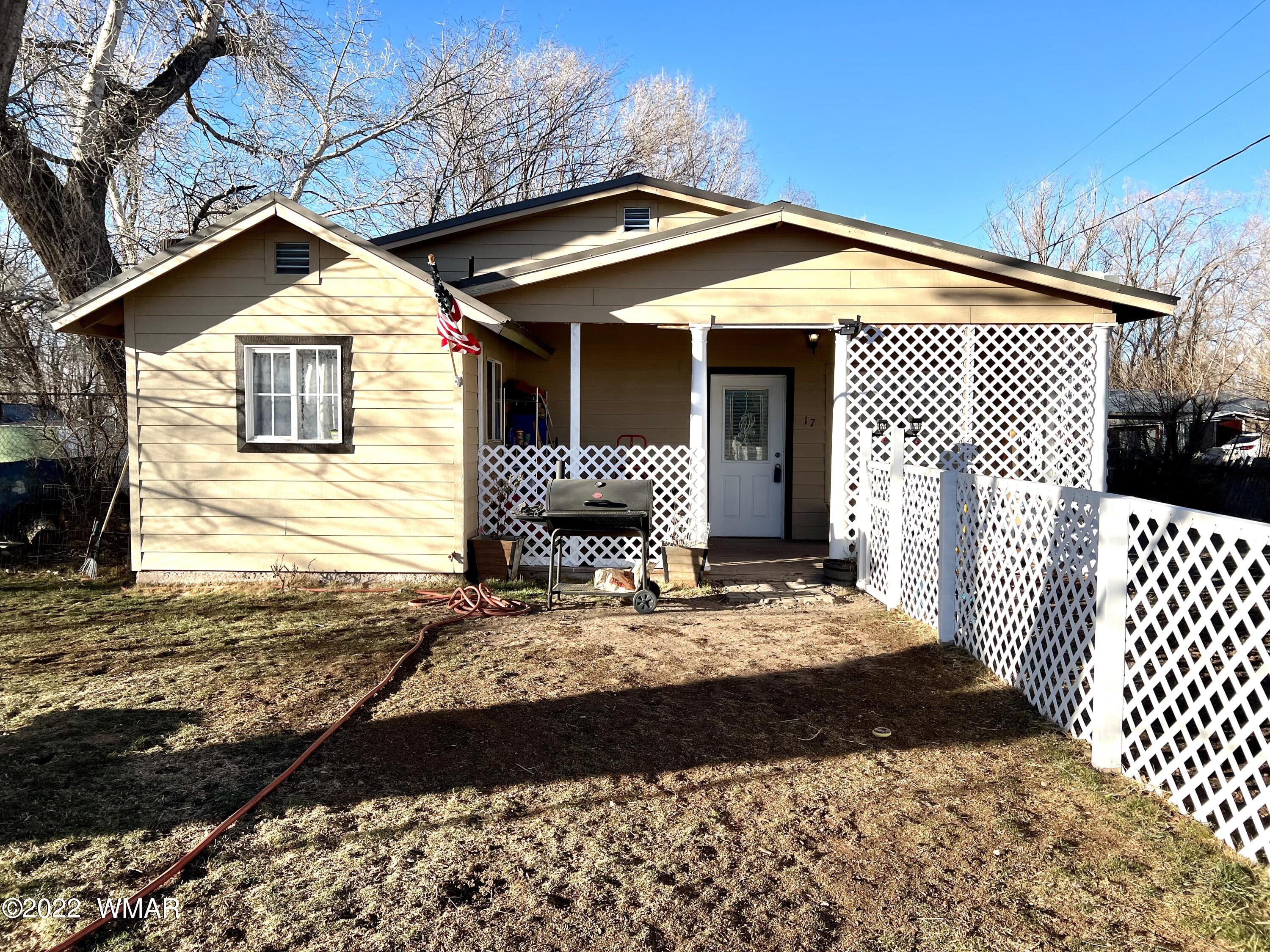 17 West Apache Drive Springerville, AZ 85938 - Photo 2 of 22