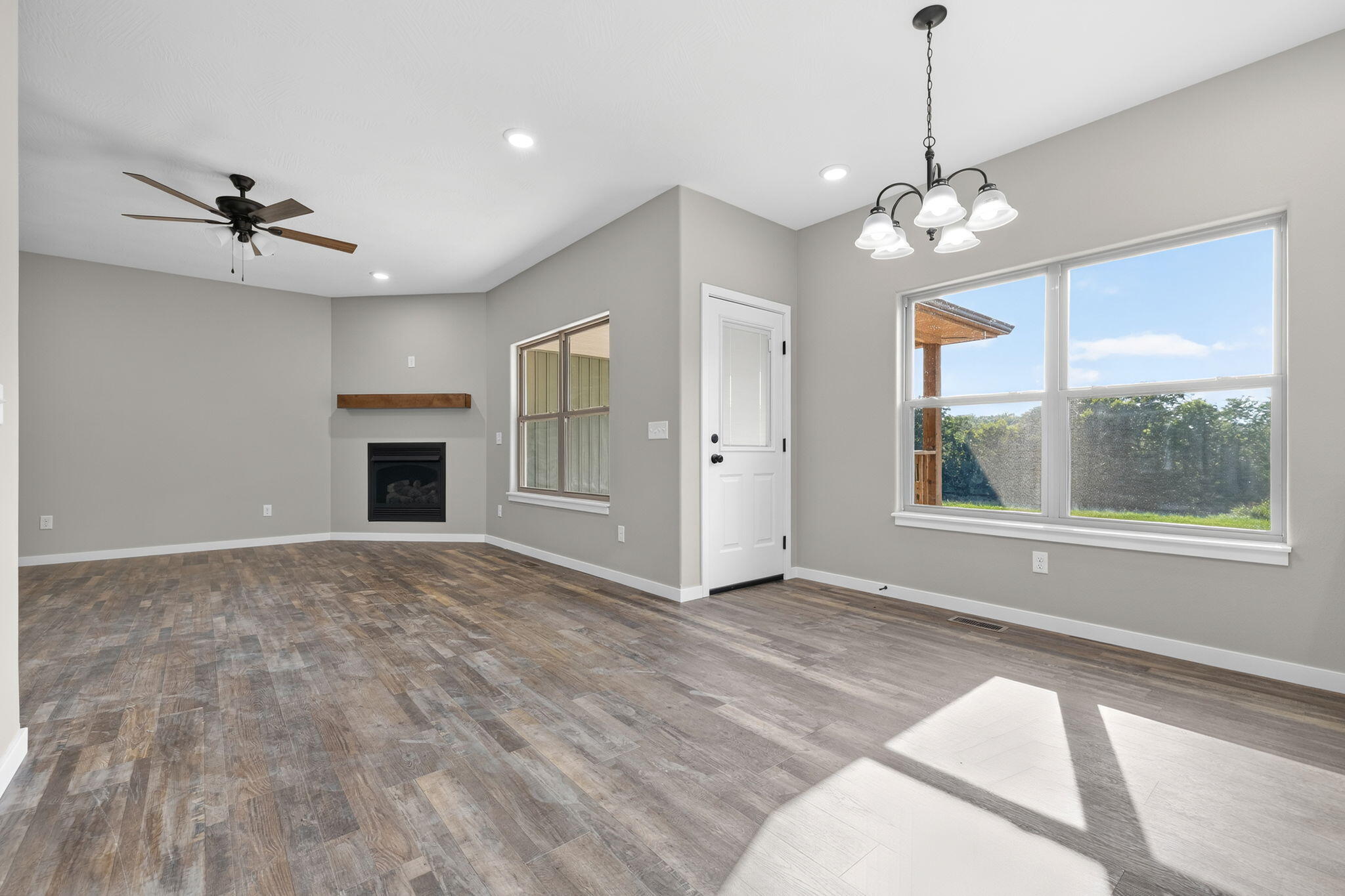 421 Beavertail Road Ash Grove, MO 65604 - Photo 5 of 38 6-web-or-mls-B-6