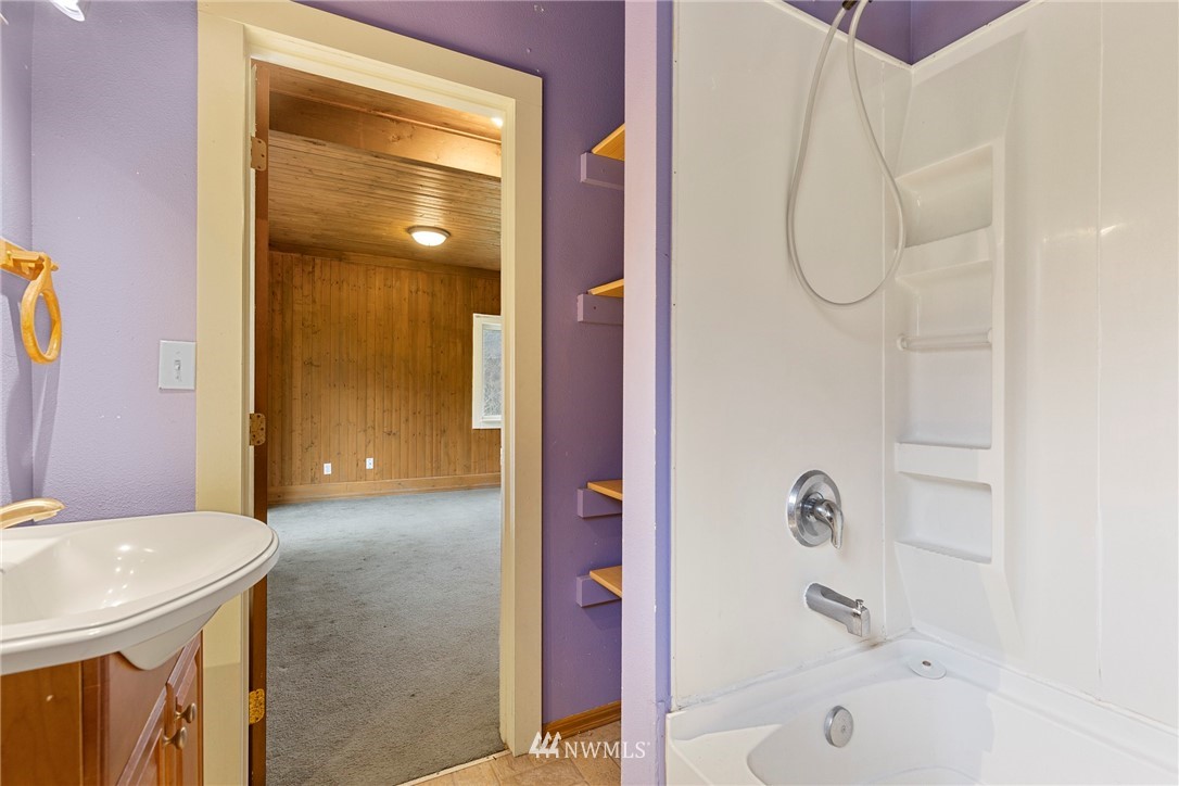 22831 Amick Road Mount Vernon, WA 98274 - Photo 19 of 40 Gallery Image 19