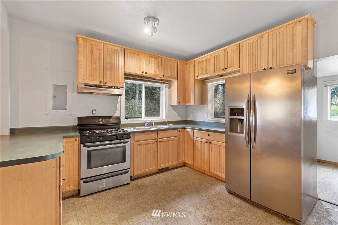 22831 Amick Road Mount Vernon, WA 98274 - Photo 10 of 40 Gallery Image 10