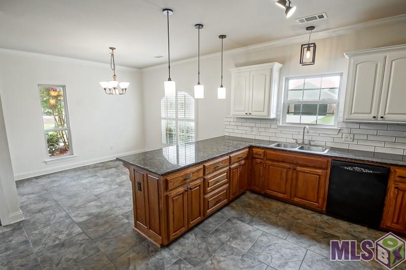 42257 Devall Road Prairieville, LA 70769 - Photo 13 of 25 Gallery Image 13