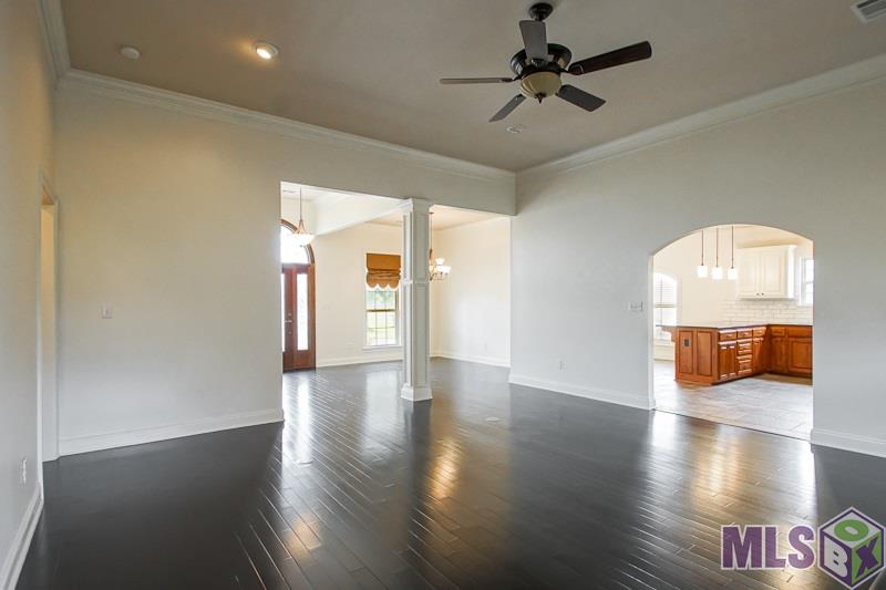 42257 Devall Road Prairieville, LA 70769 - Photo 6 of 25 Gallery Image 6