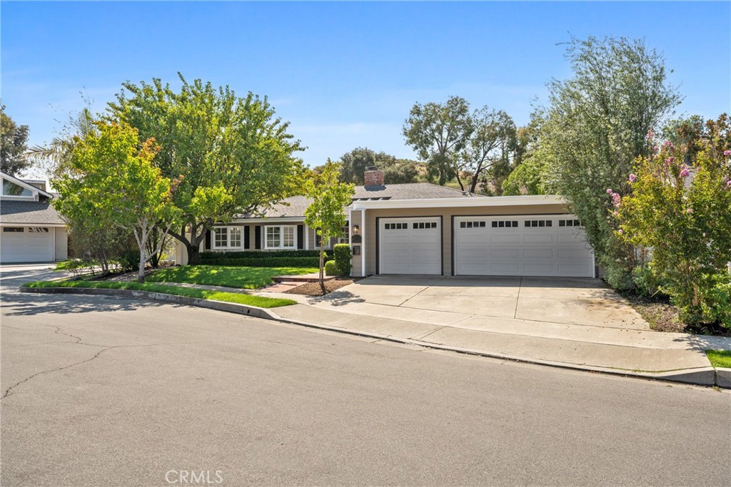 6286 Sierra Siena Road Irvine, CA 92603 - Photo 3 of 44