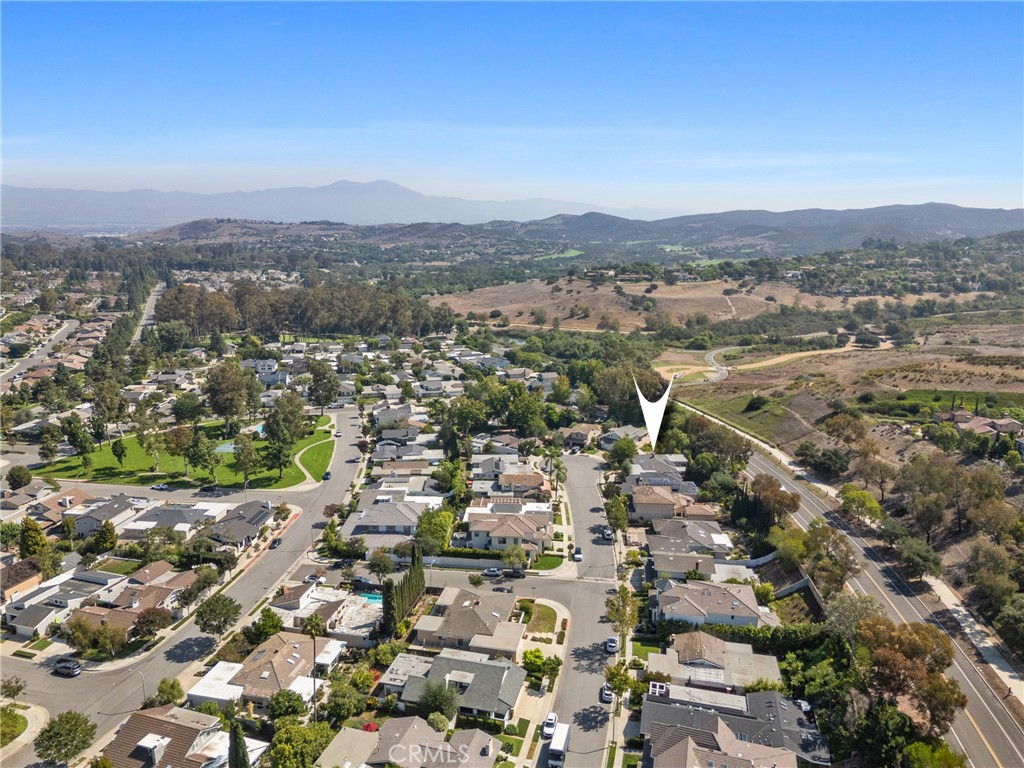 6286 Sierra Siena Road Irvine, CA 92603 - Photo 37 of 44