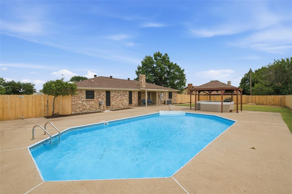 11477 Ridgeview Circle Fort Worth, TX 76244 - Photo 35 of 39