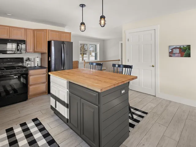 $619,000 | 5783 Goodrich Corner Road, Addison, VT 05491