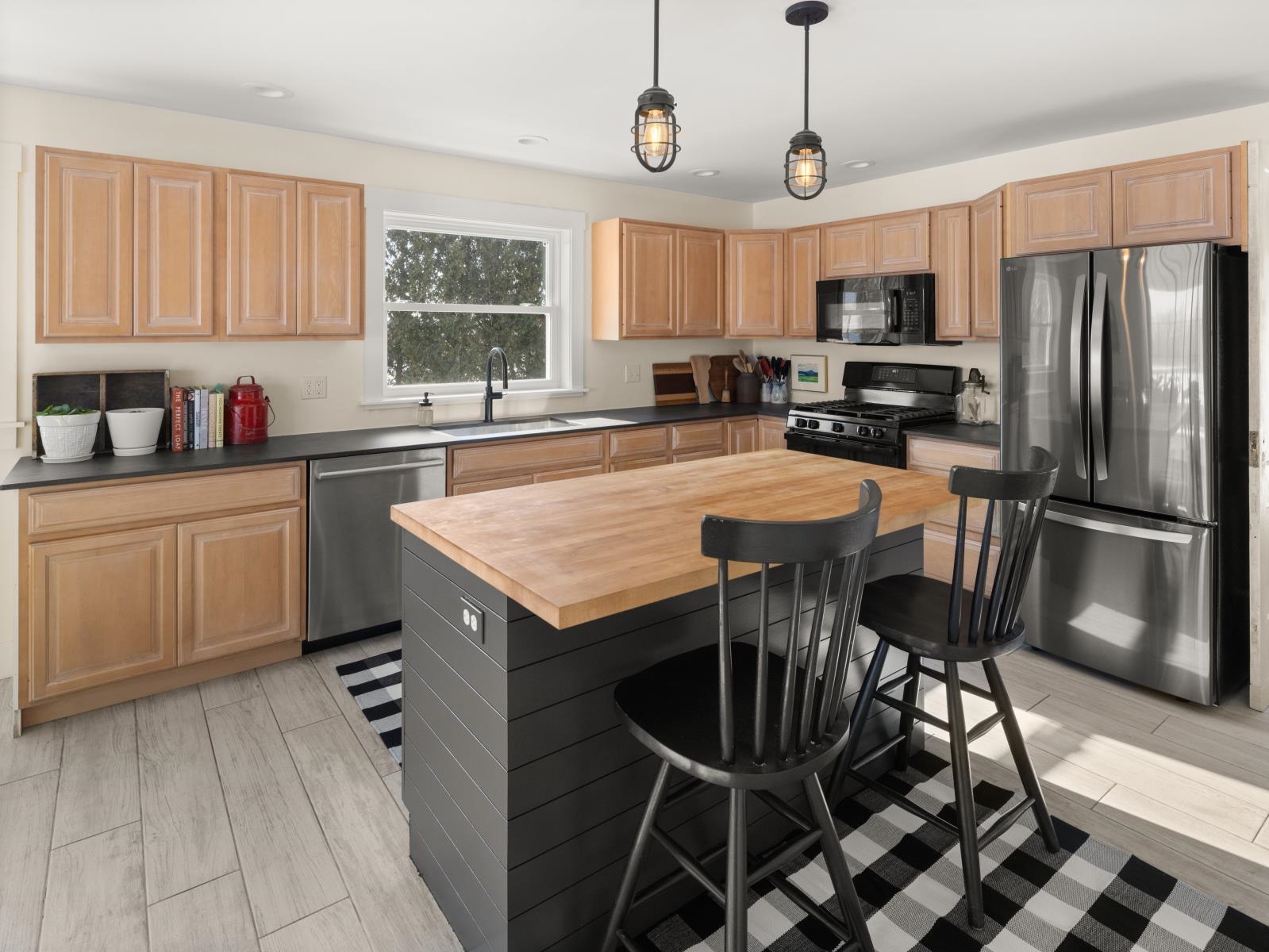 5783 Goodrich Corner Road Addison, VT 05491 - Photo 10 of 60