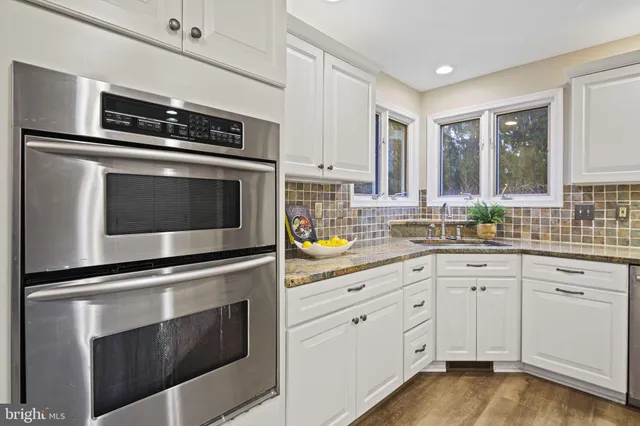 $1,325,000 | 13880 Kennard Drive, Glenelg, MD 21737