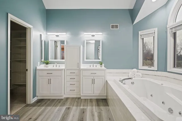 $1,325,000 | 13880 Kennard Drive, Glenelg, MD 21737