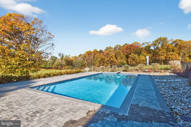 $1,325,000 | 13880 Kennard Drive, Glenelg, MD 21737