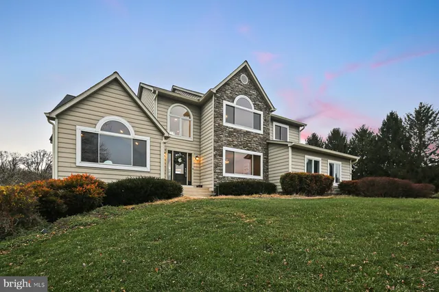 $1,325,000 | 13880 Kennard Drive, Glenelg, MD 21737