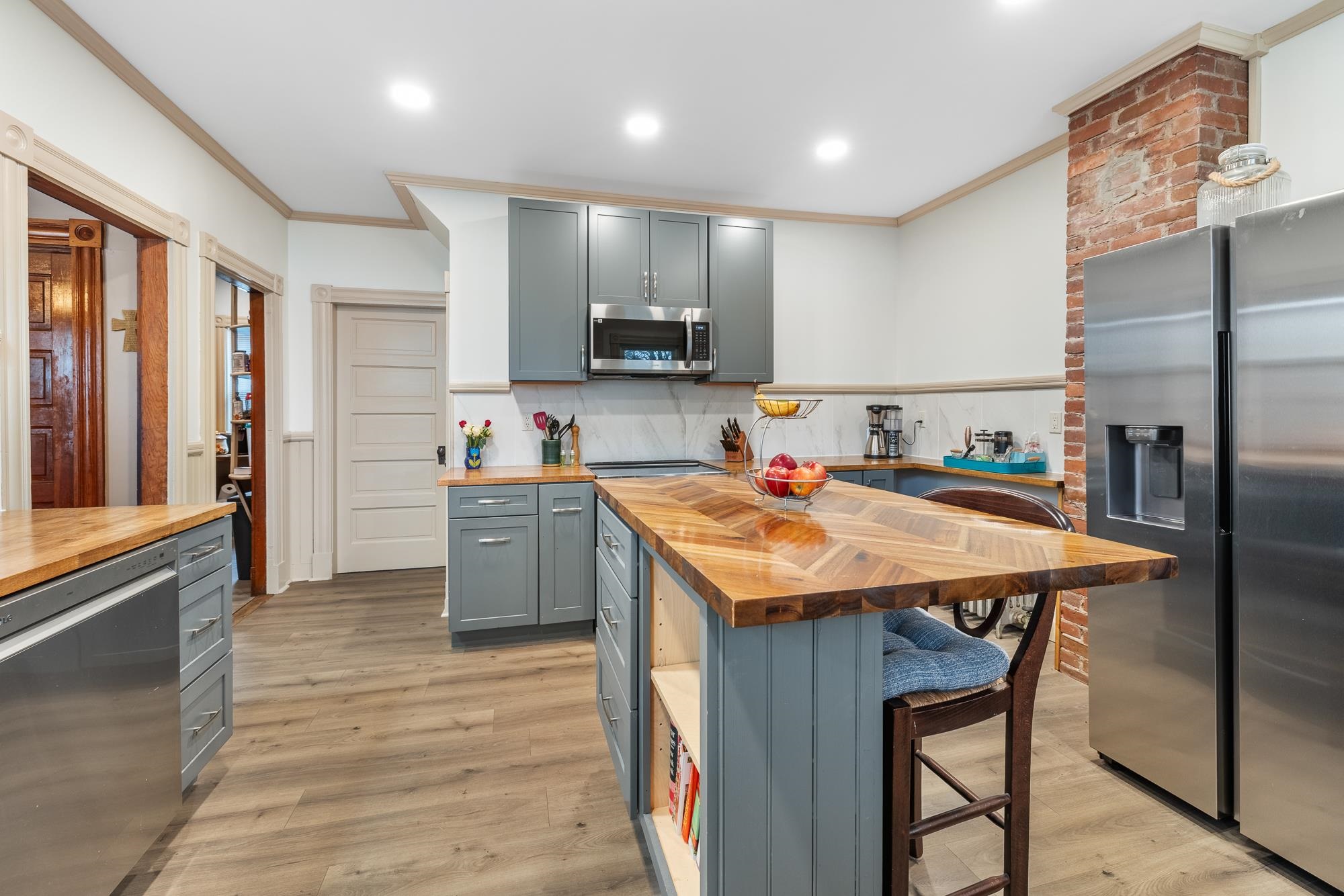 34 High Street Claremont, NH 03743 - Photo 5 of 49