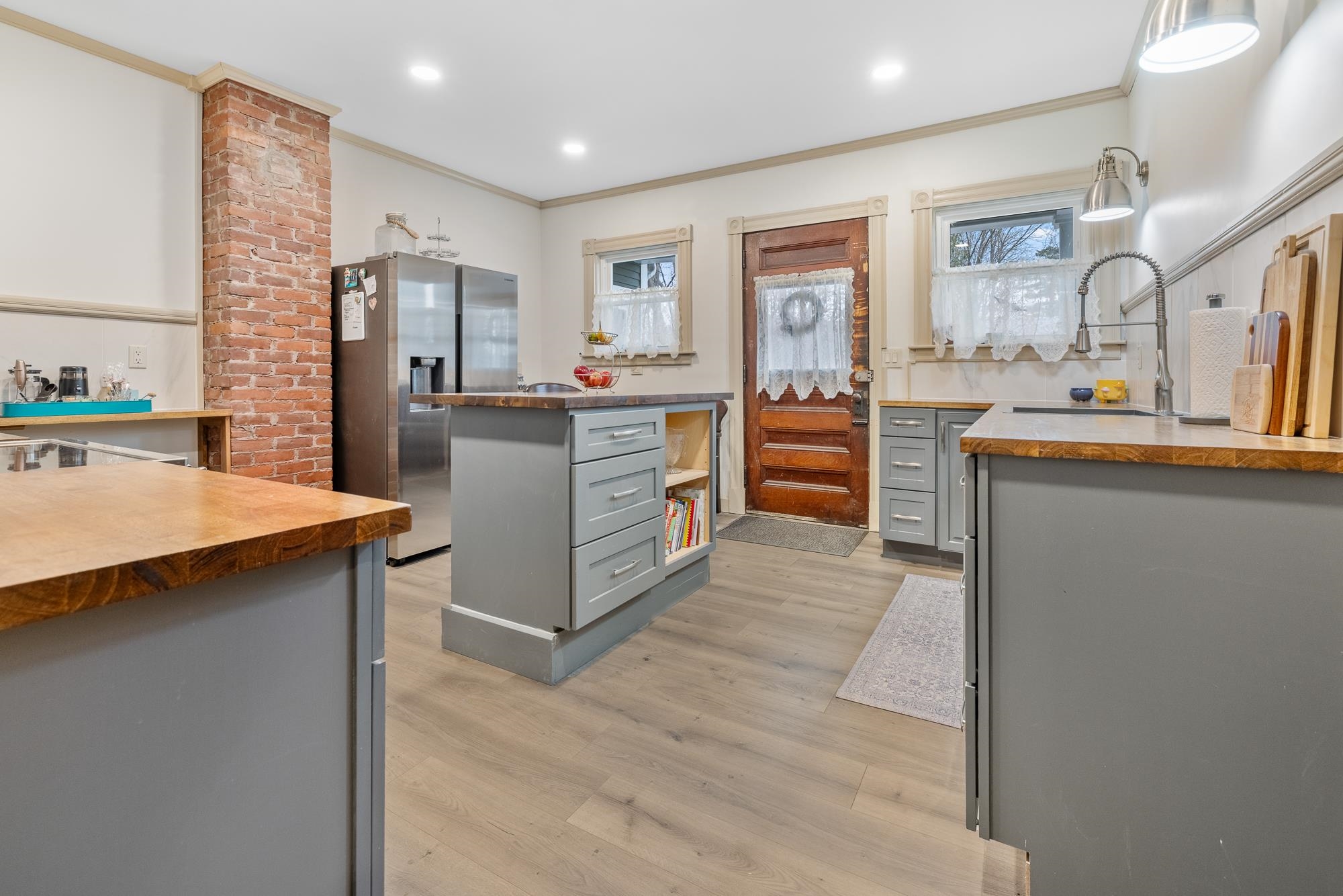 34 High Street Claremont, NH 03743 - Photo 6 of 49