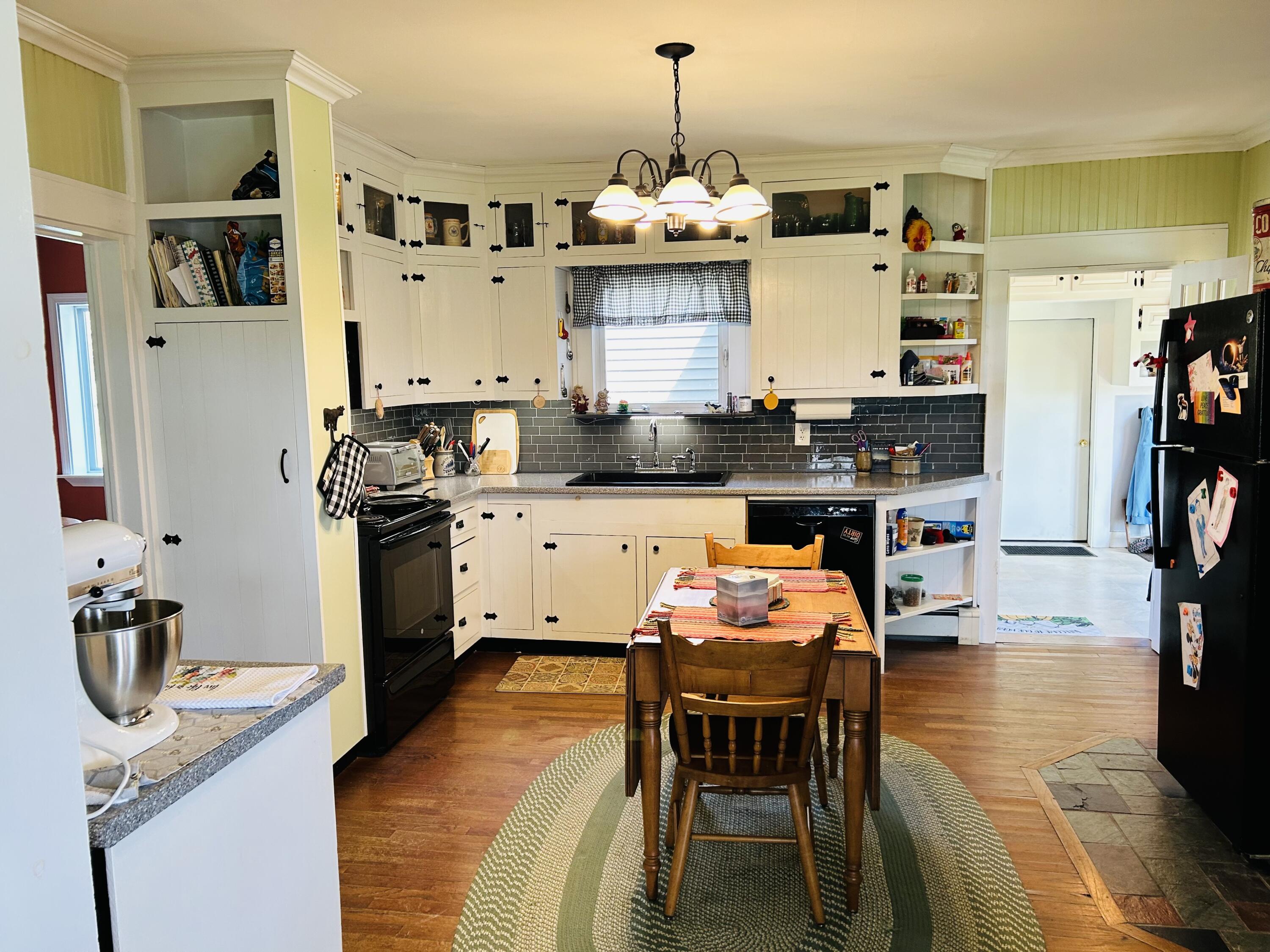 1999 River Road East Sebec, ME 04481 - Photo 4 of 20 Kitchen