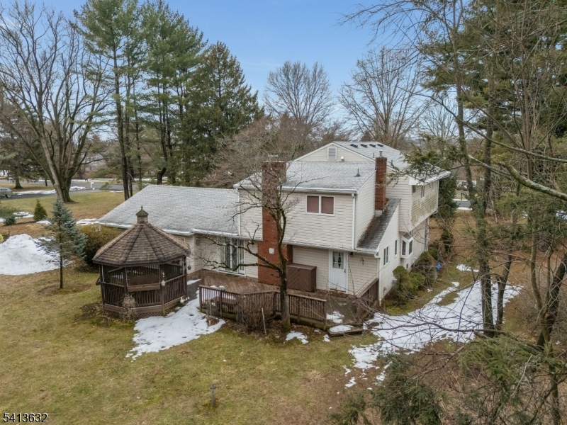 14 Ramsey Road Lebanon, NJ 08833 - Photo 7 of 47 a small barn in the middle of a yard