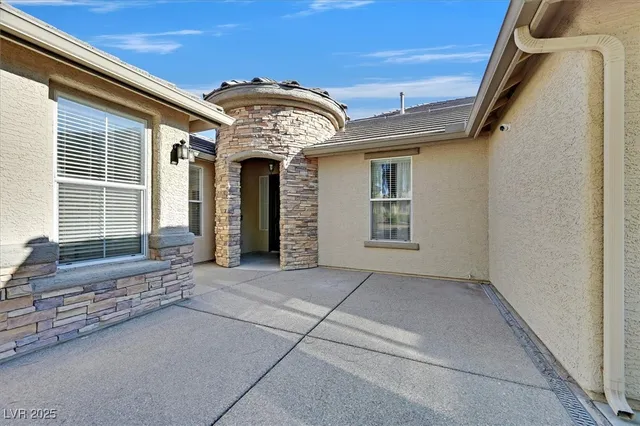 $5,000 | 7221 Sandy Plains Avenue, Las Vegas, NV 89131