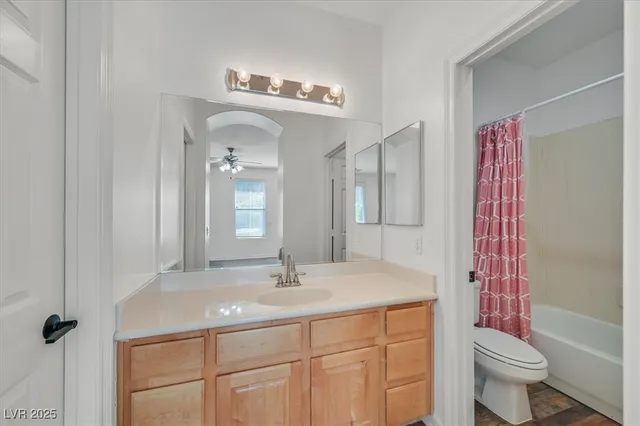 $5,000 | 7221 Sandy Plains Avenue, Las Vegas, NV 89131