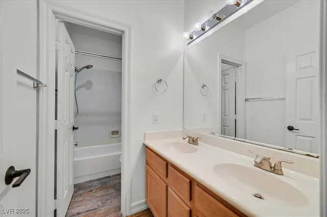 $5,000 | 7221 Sandy Plains Avenue, Las Vegas, NV 89131