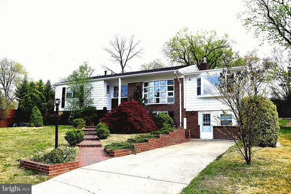 $899,000 | 6423 Cabell Court, Springfield, VA 22150