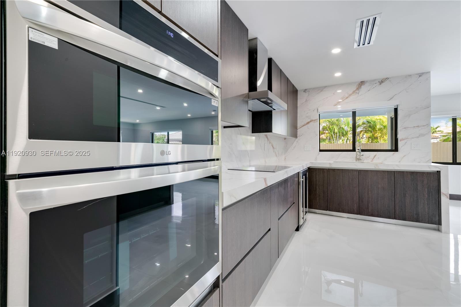 15563 Southwest 115th Street Miami, FL 33196 - Photo 15 of 75