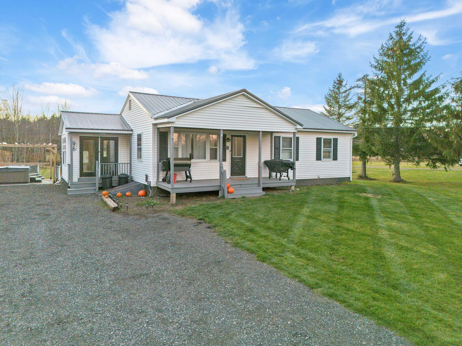 914 Bellsqueeze Road Clinton, ME 04927 - Photo 2 of 35 Raven