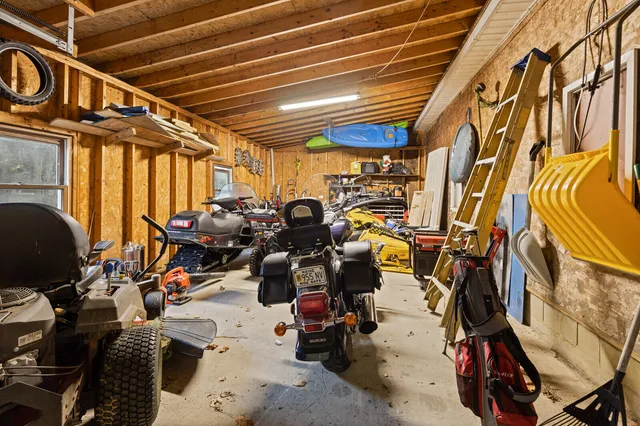 $339,000 | 914 Bellsqueeze Road, Clinton, ME 04927