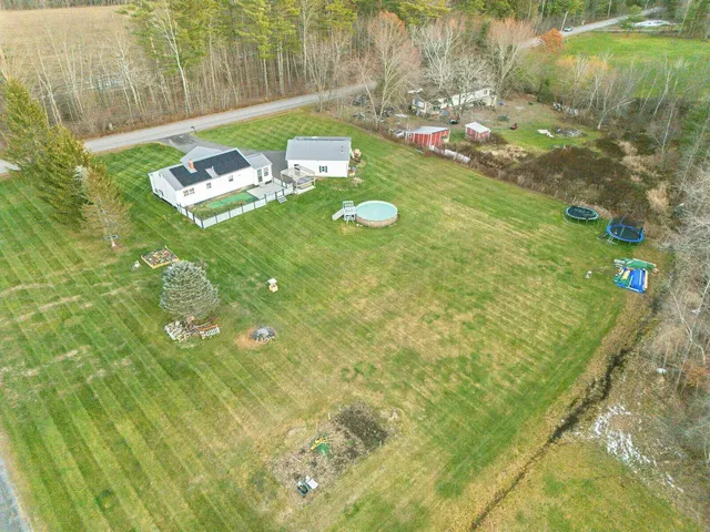 $339,000 | 914 Bellsqueeze Road, Clinton, ME 04927