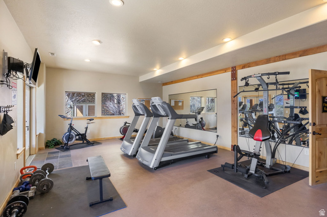 3598 North Huntsman Path, Unit 502 Eden, UT 84310 - Photo 24 of 43 Gym with recessed lighting