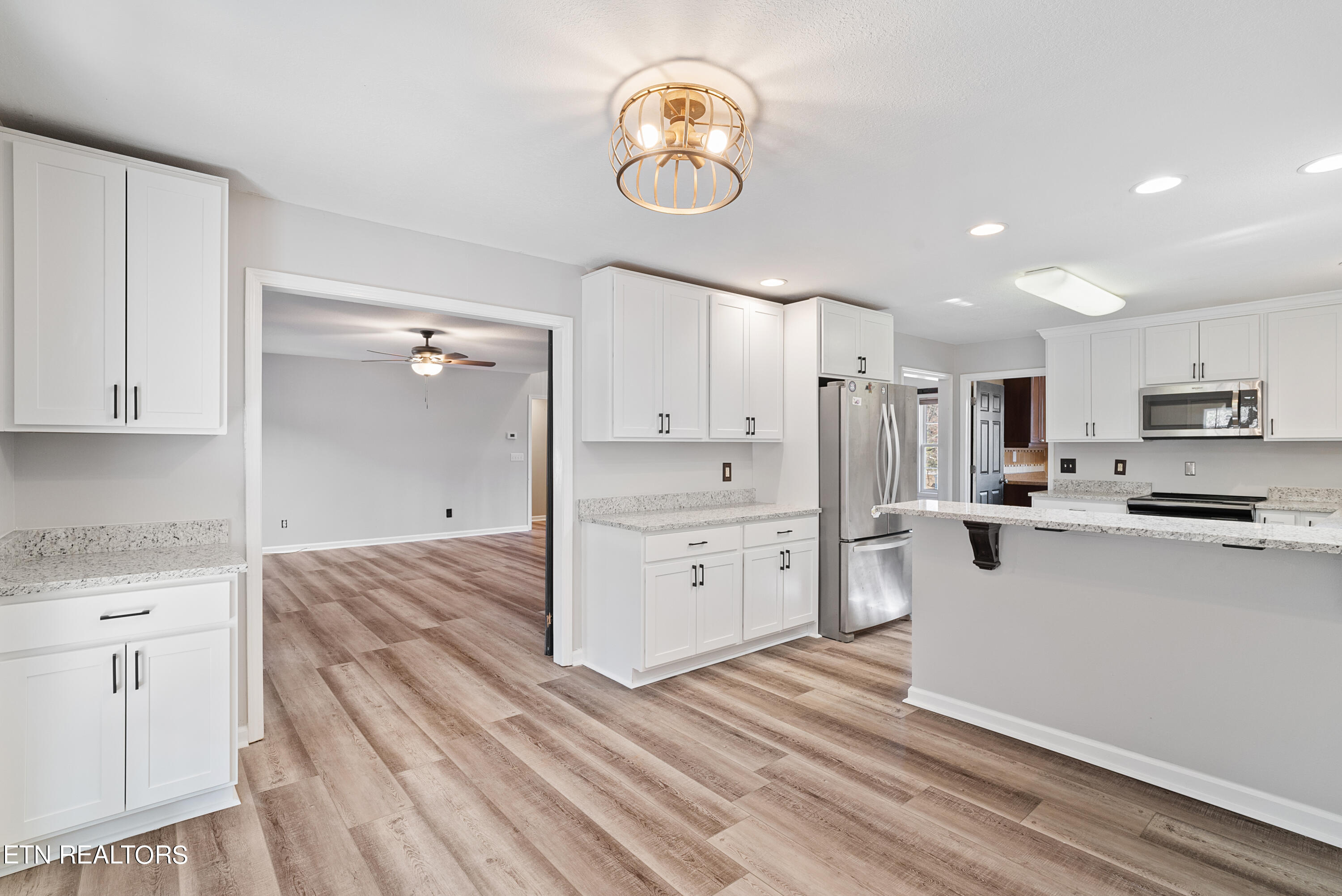 606 Knight Bridge Road Maryville, TN 37803 - Photo 4 of 44 Kitchen