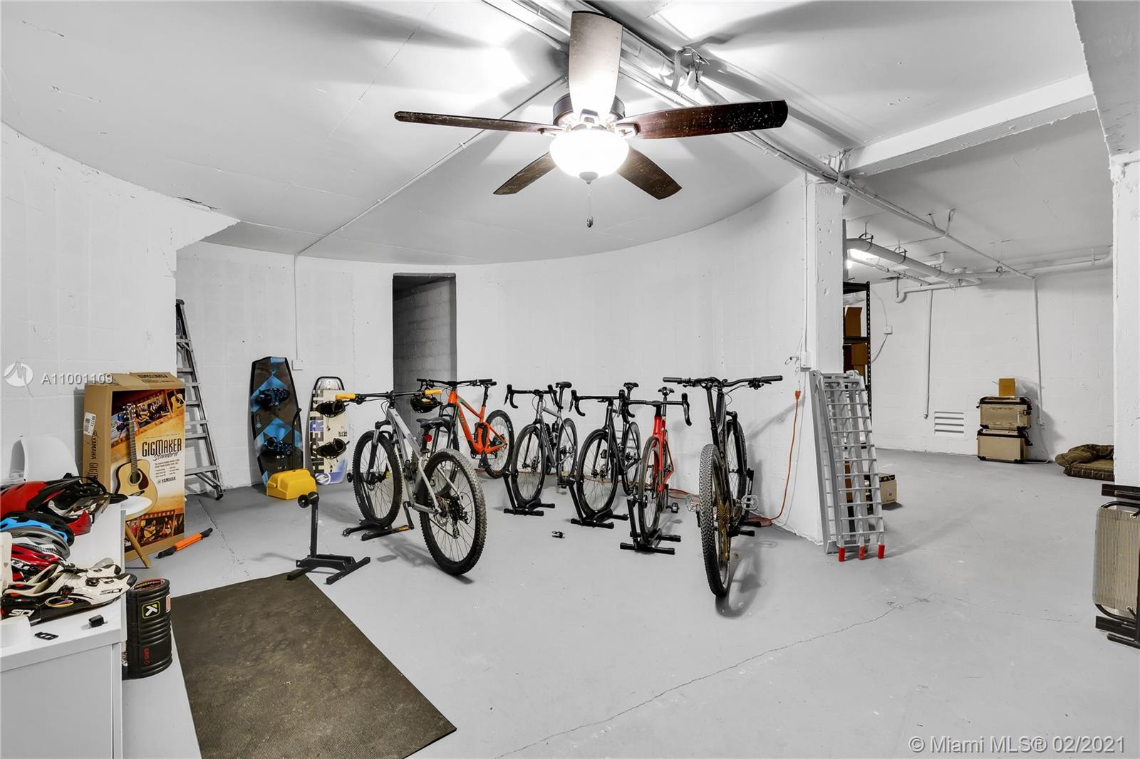 570 Hampton Lane Key Biscayne, FL 33149 - Photo 58 of 60 a view of a room with gym equipment