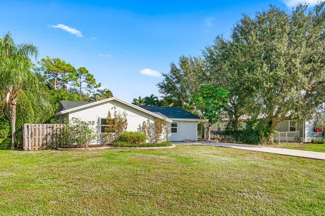 $3,000 | 5427 Sunrise Boulevard, Delray Beach, FL 33484