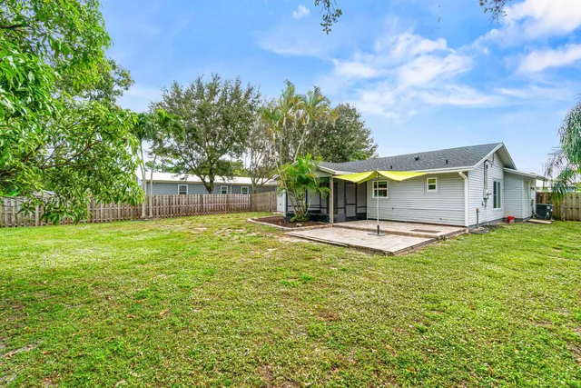 $3,000 | 5427 Sunrise Boulevard, Delray Beach, FL 33484