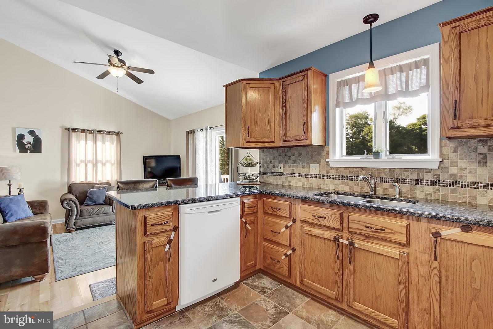 109 Timber Lane Hanover, PA 17331 - Photo 8 of 25 Gallery Image 8