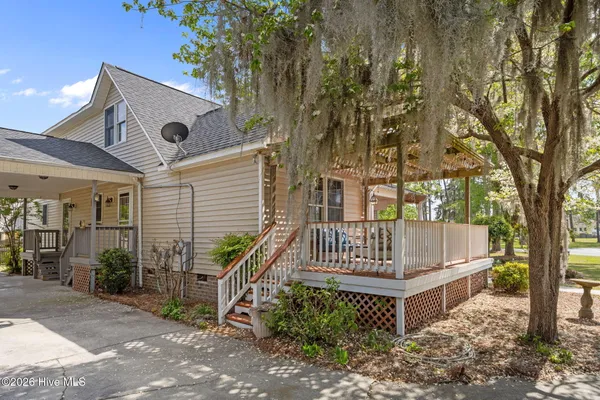$439,000 | 100 Goose Creek Drive, Washington, NC 27889