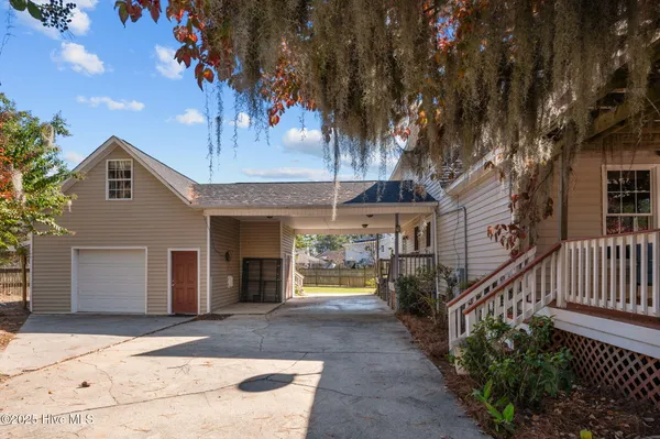 $439,000 | 100 Goose Creek Drive, Washington, NC 27889