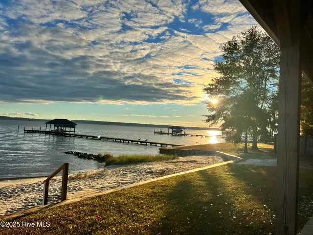 $499,000 | 100 Goose Creek Drive, Washington, NC 27889