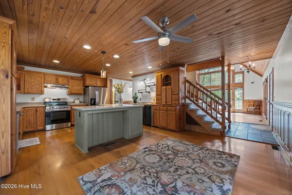 $439,000 | 100 Goose Creek Drive, Washington, NC 27889