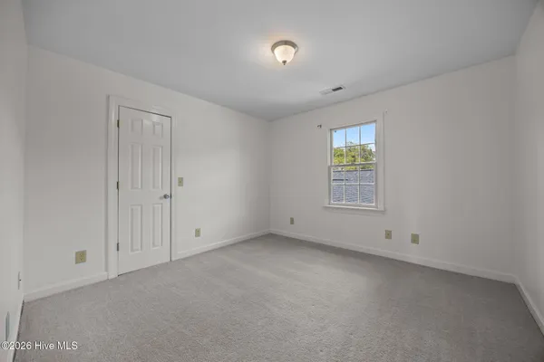 $439,000 | 100 Goose Creek Drive, Washington, NC 27889