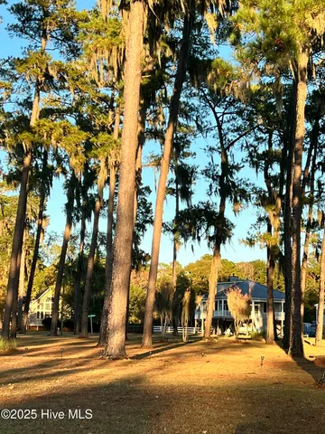 $499,000 | 100 Goose Creek Drive, Washington, NC 27889