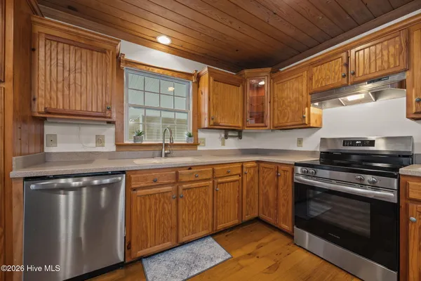 $439,000 | 100 Goose Creek Drive, Washington, NC 27889