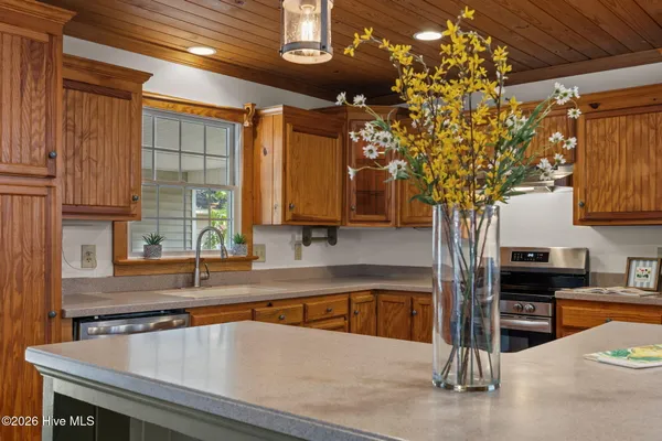 $439,000 | 100 Goose Creek Drive, Washington, NC 27889