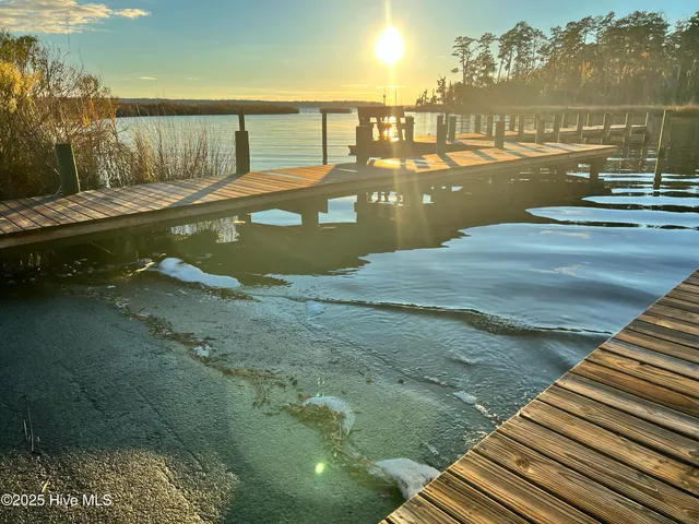 $499,000 | 100 Goose Creek Drive, Washington, NC 27889