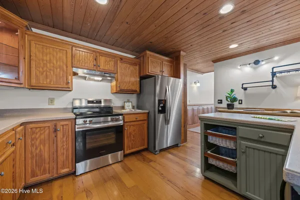 $439,000 | 100 Goose Creek Drive, Washington, NC 27889