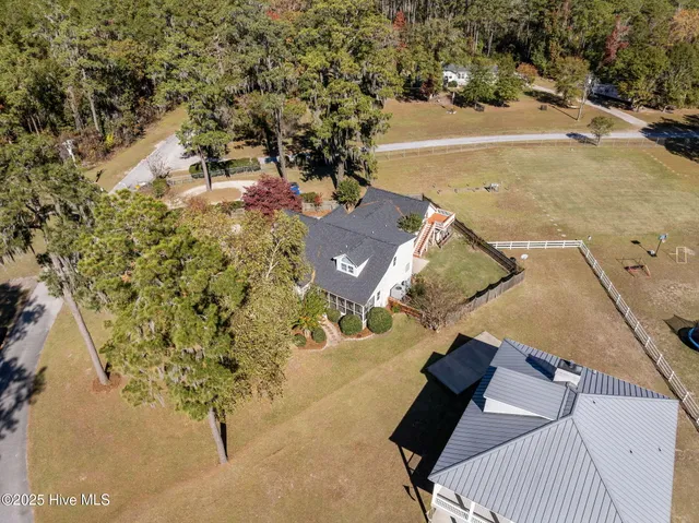 $499,000 | 100 Goose Creek Drive, Washington, NC 27889