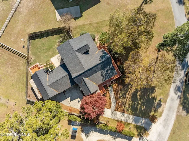 $499,000 | 100 Goose Creek Drive, Washington, NC 27889