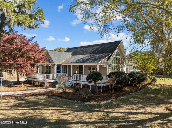 $439,000 | 100 Goose Creek Drive, Washington, NC 27889